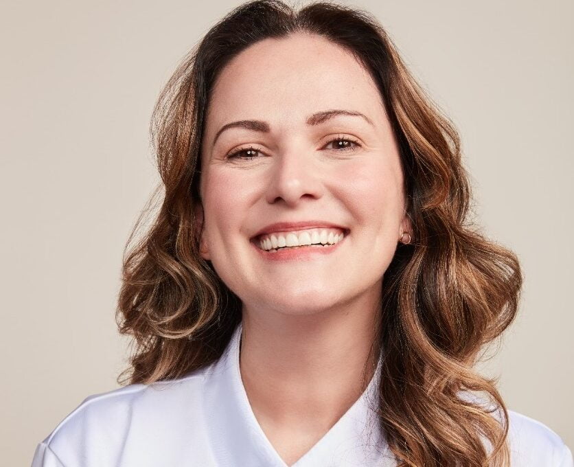 Sorriso ainda é uma barreira para a confiança dos brasileiros, mas a tecnologia pode ajudar. Como?