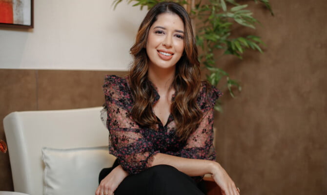 Ingra Medeiros, professora do curso de odontologia da Unime